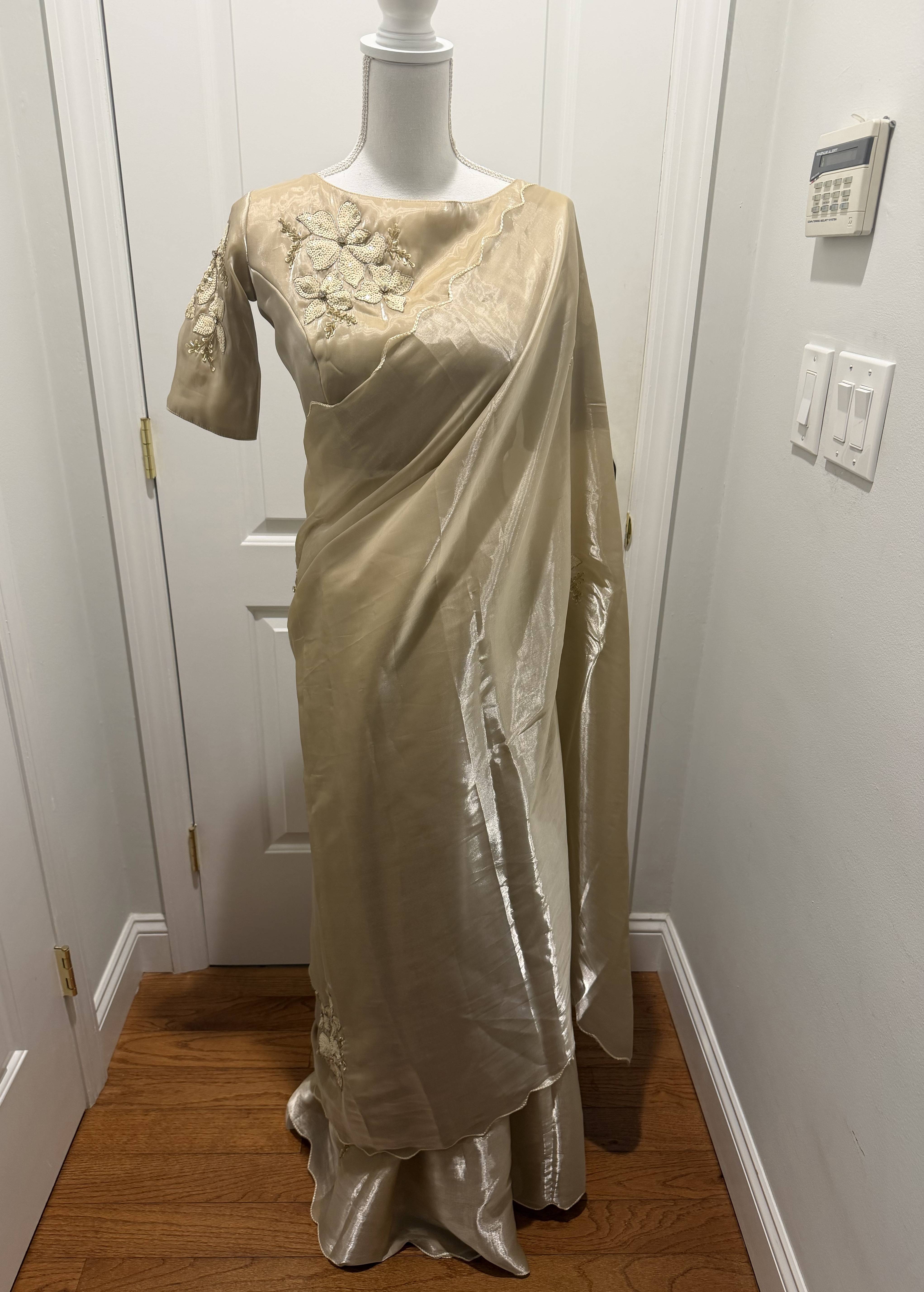Champagne Organza Floral Appliqué Sari Image - 2
