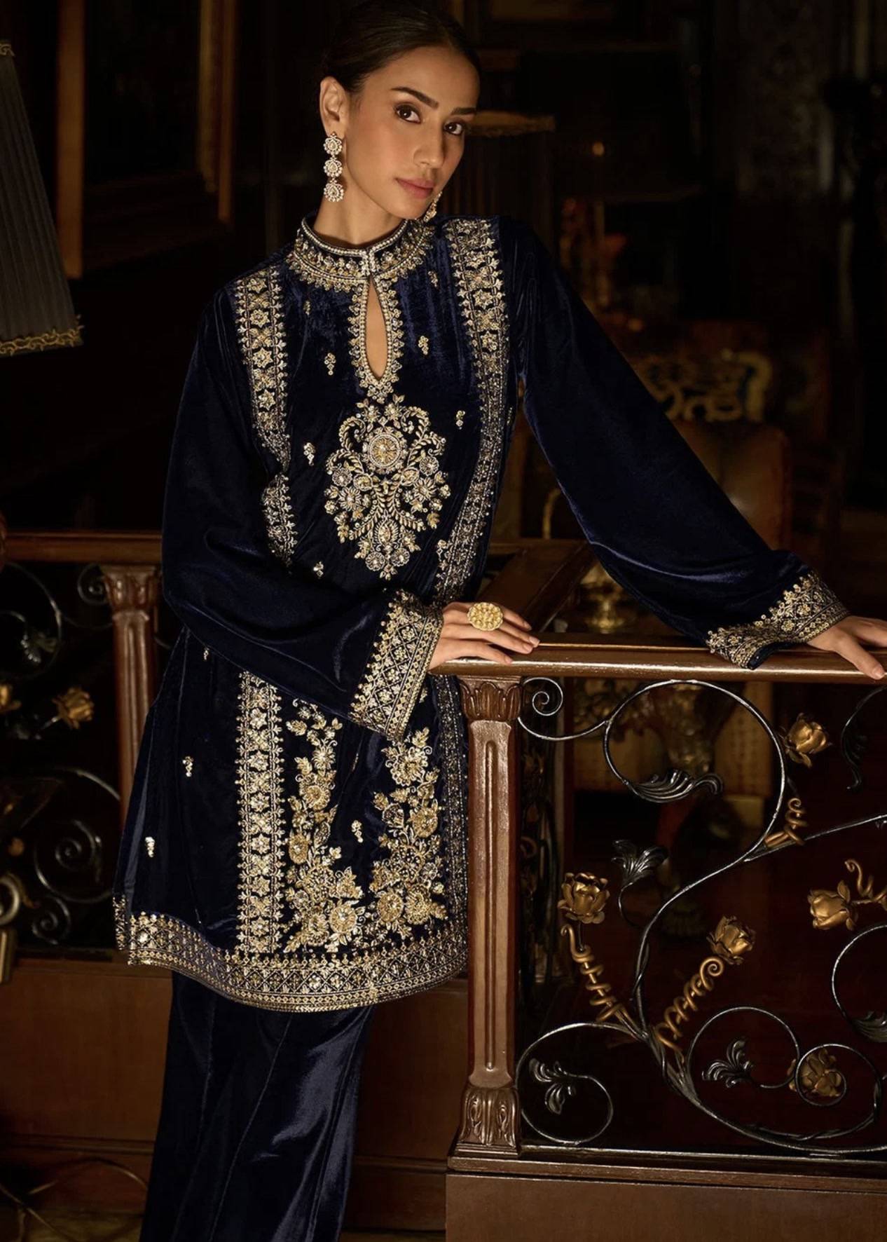 Navy Velvet Embroidered Kurta Set Image - 2