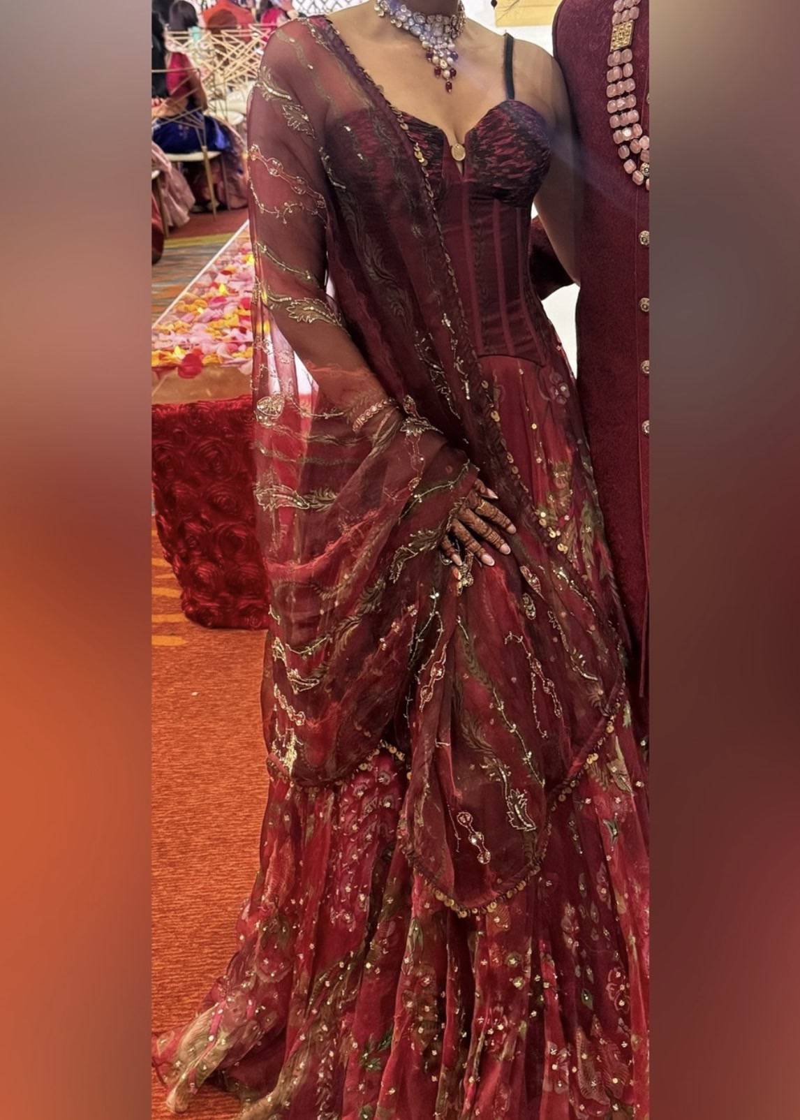Asha Lehenga Image - 5