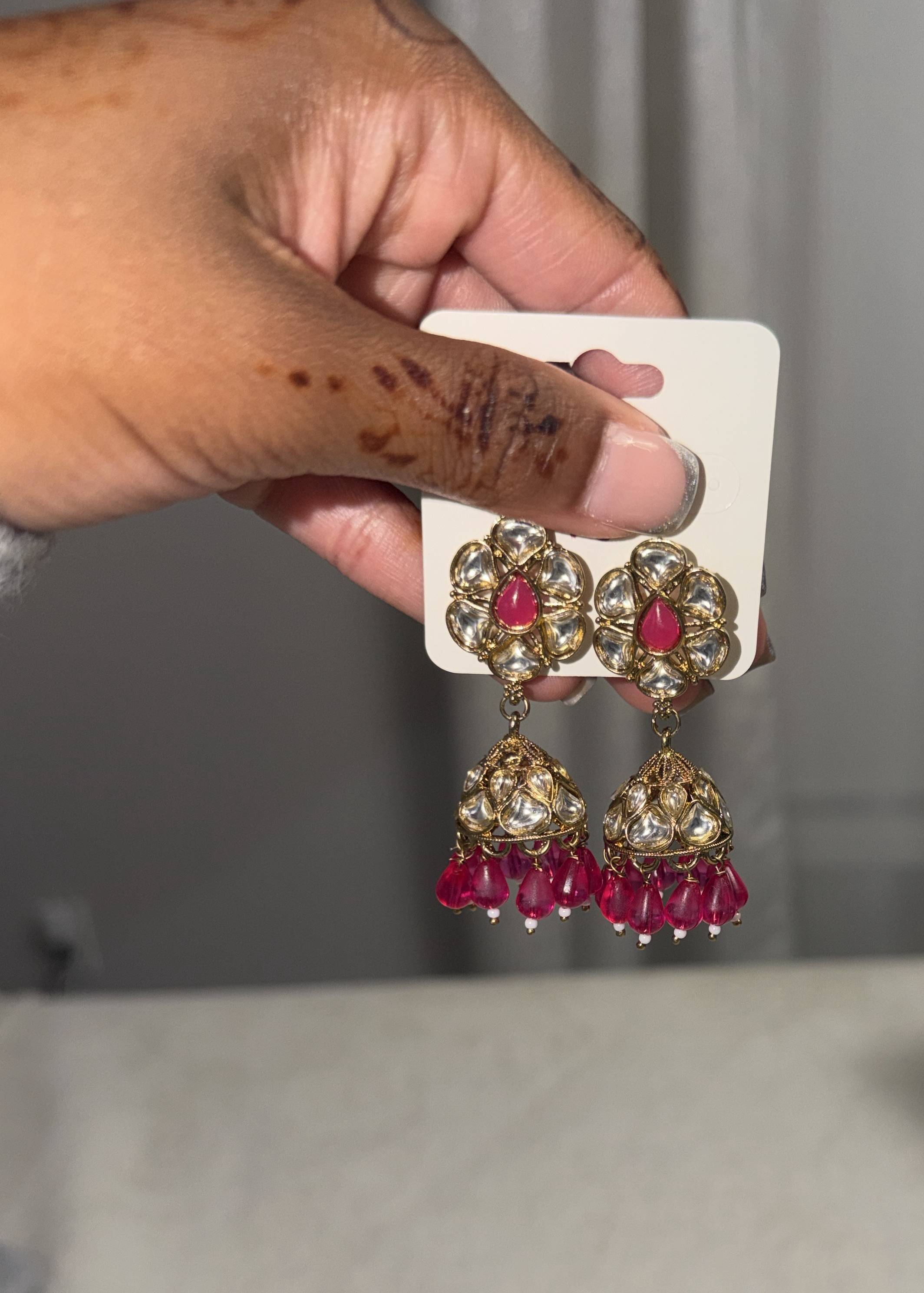 Pink and Gold Kundan Jhumka Earrings Image - 0