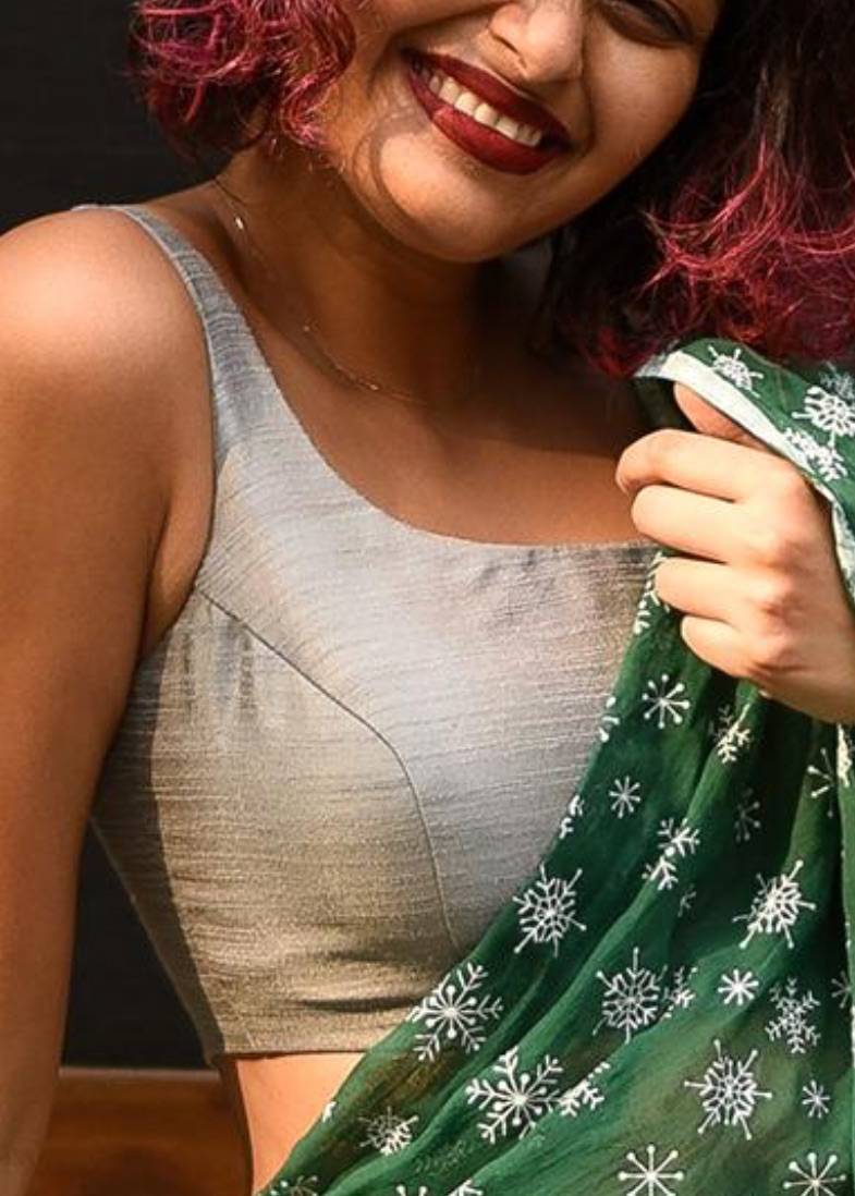 Silver Sleeveless Blouse Image - 2