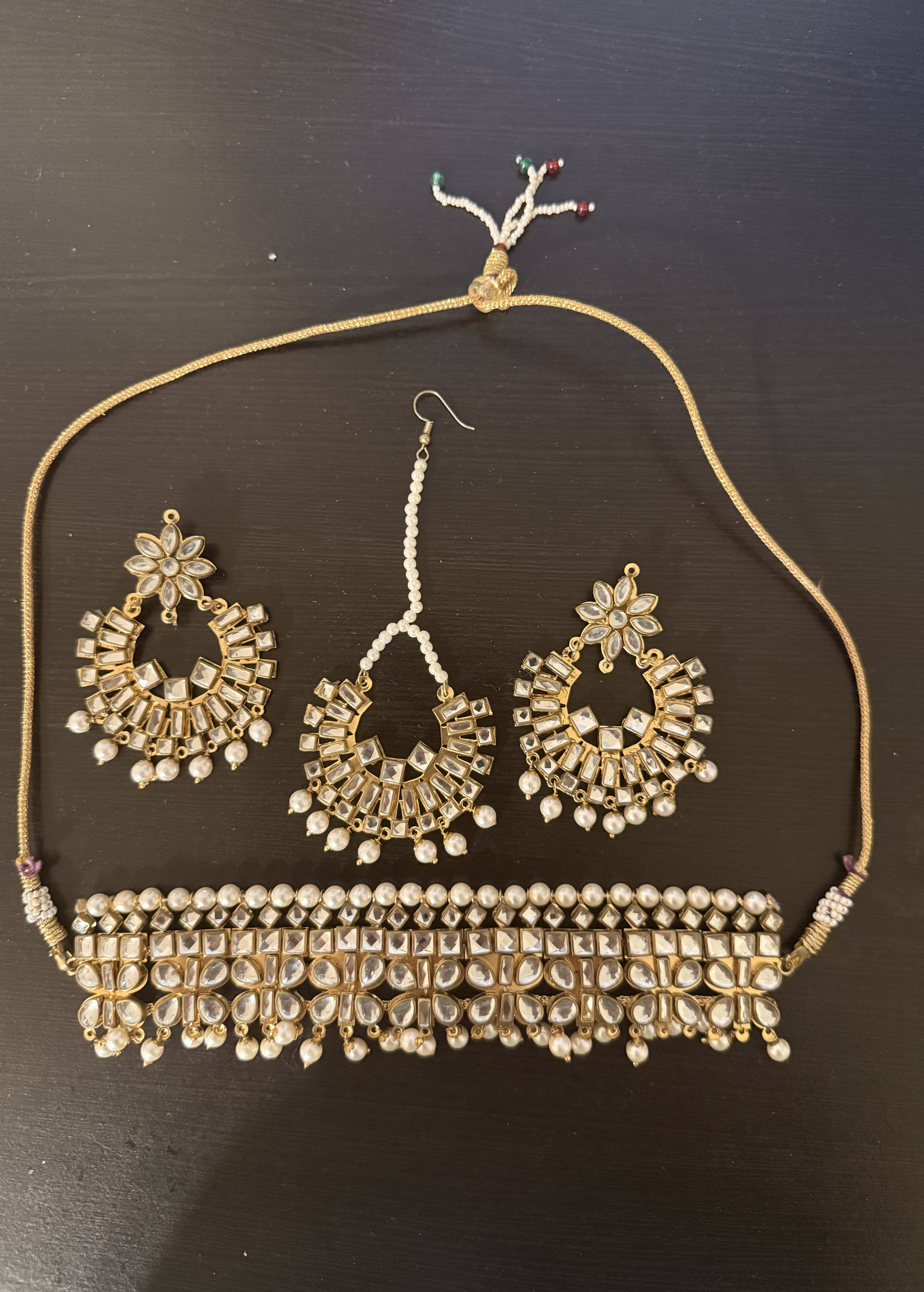 Kundan and Pearl Choker Set Image - 0