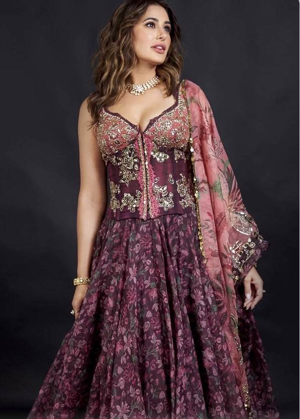 Liza Corset Lehenga Image - 4