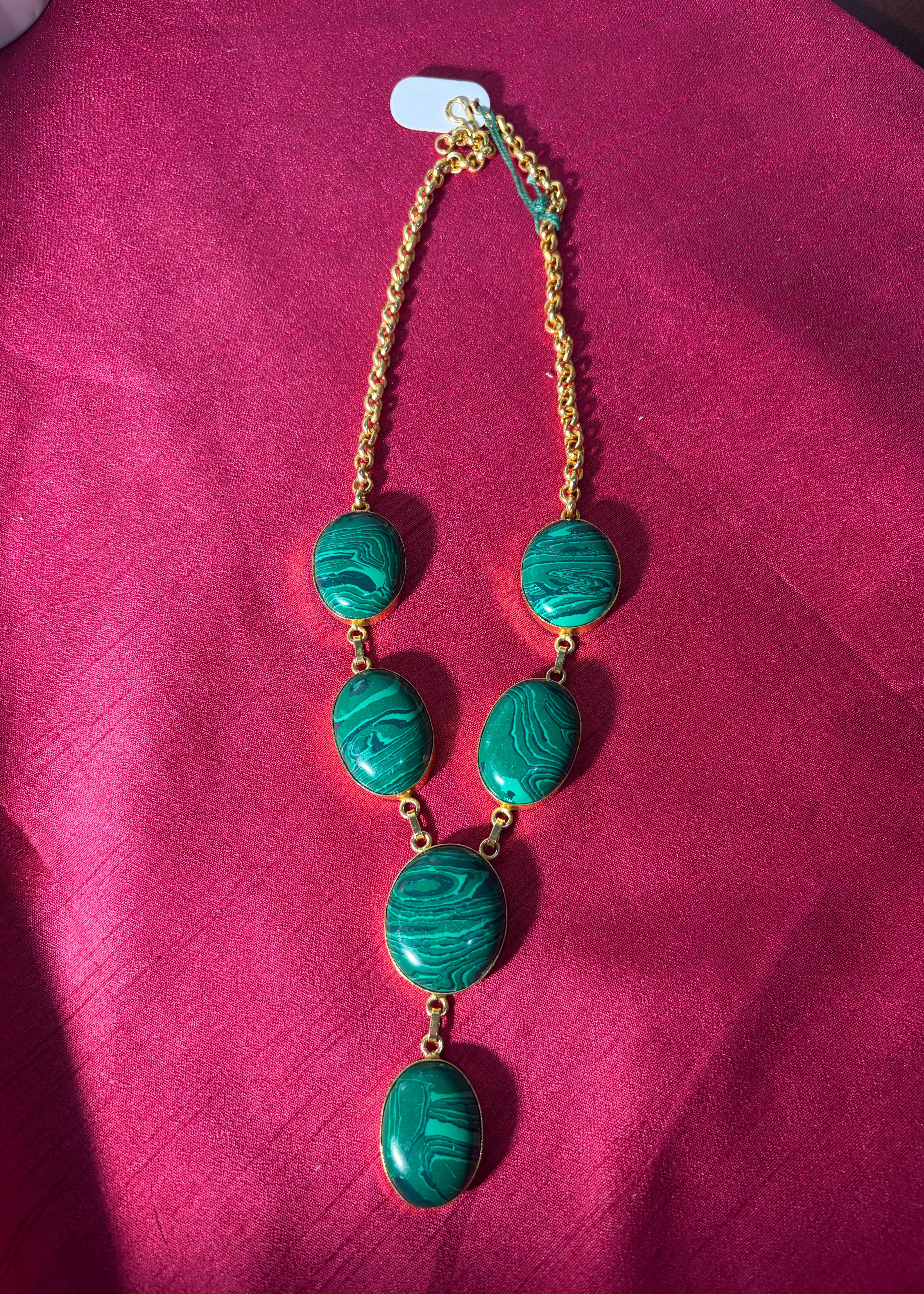 Green Banded Stone Necklace Image - 2