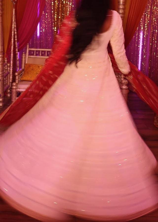 Off White Lakhnavi Anarkali with Maroon Dupatta Image - 5