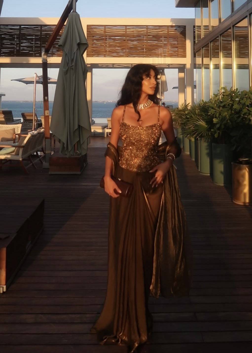 Gold Tissue Sari with Embellished Bodice Image - 6