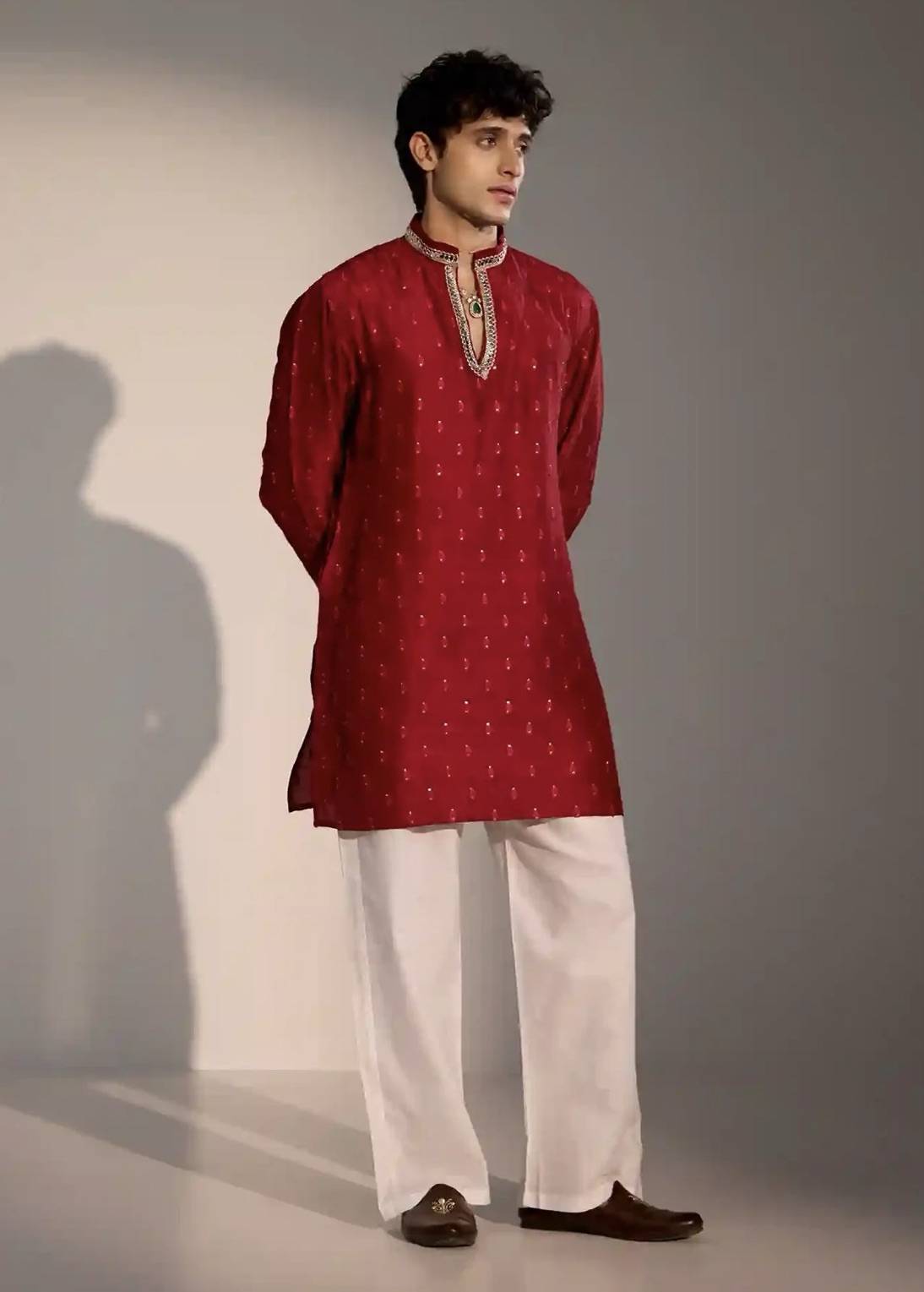 Red Buti Embroidered Kurta Image - 1