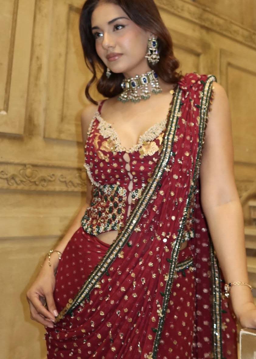 Maroon Bandhani Sequin Sari Image - 2