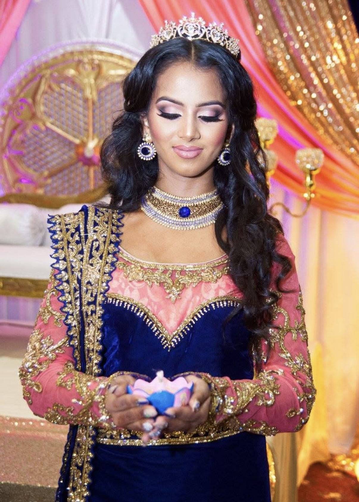 Navy and Pink Velvet Lehenga Sari Image - 2