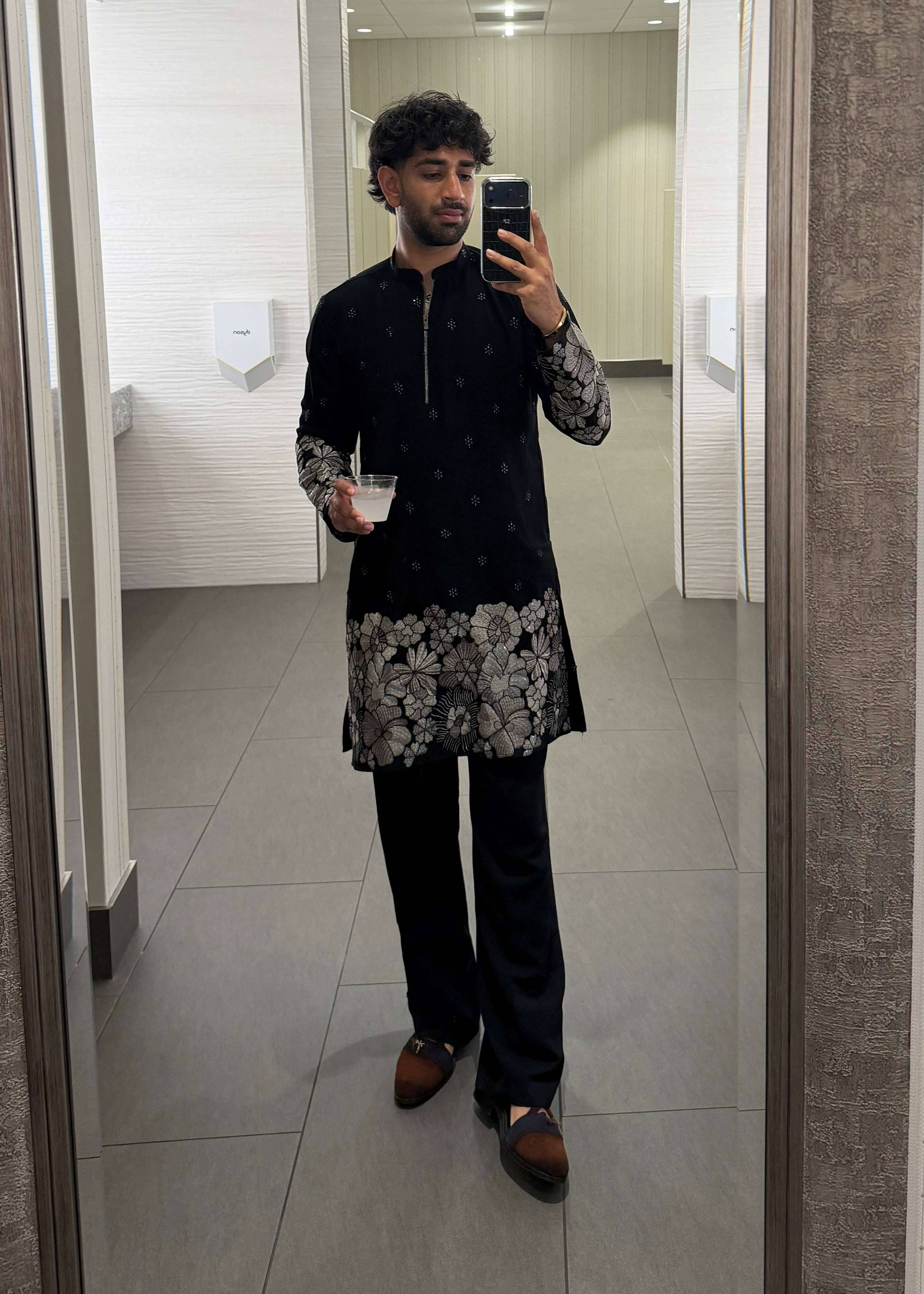 Black Floral Embroidered Kurta Set Image - 0