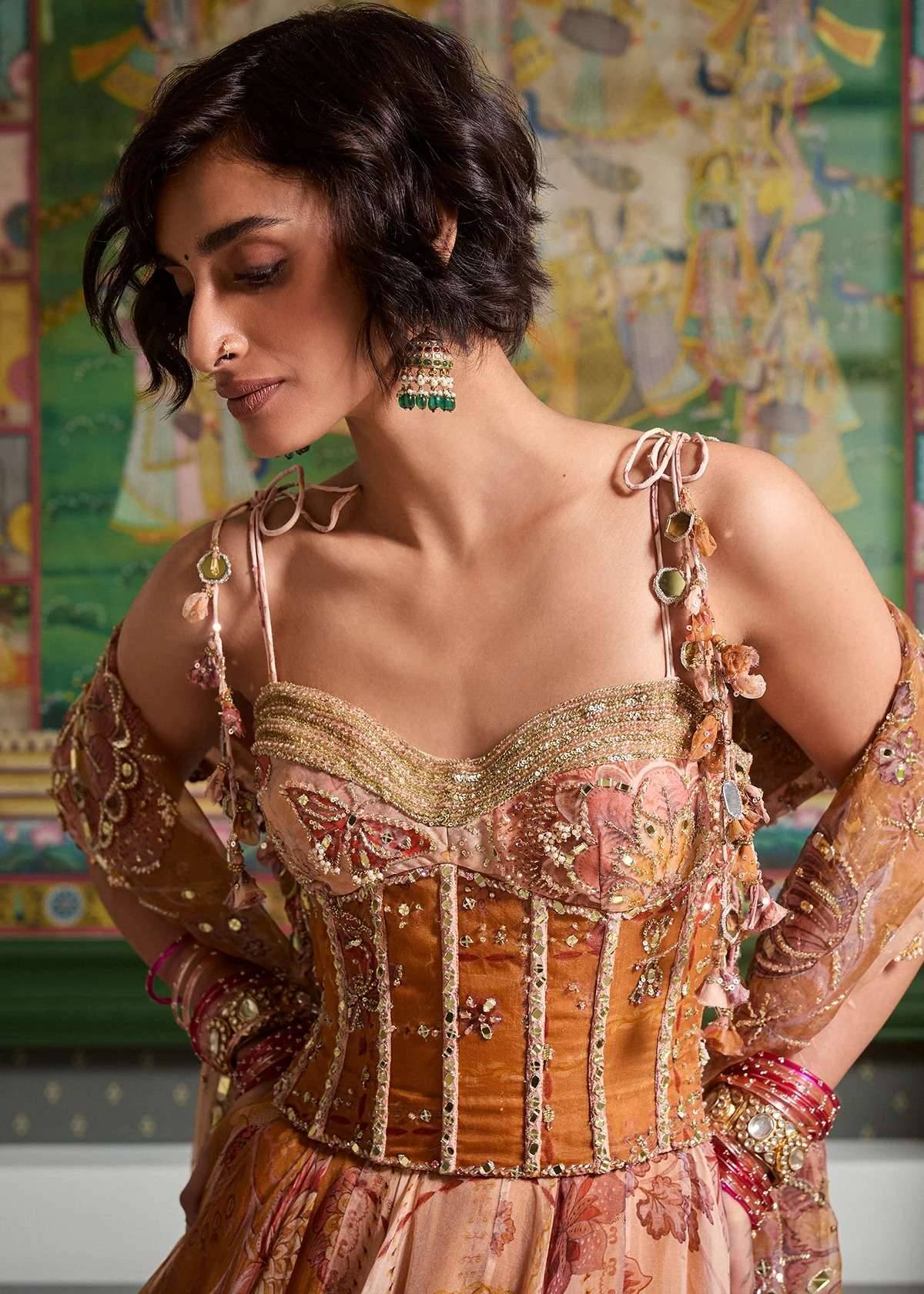 Misbah Anarkali Set Image - 2