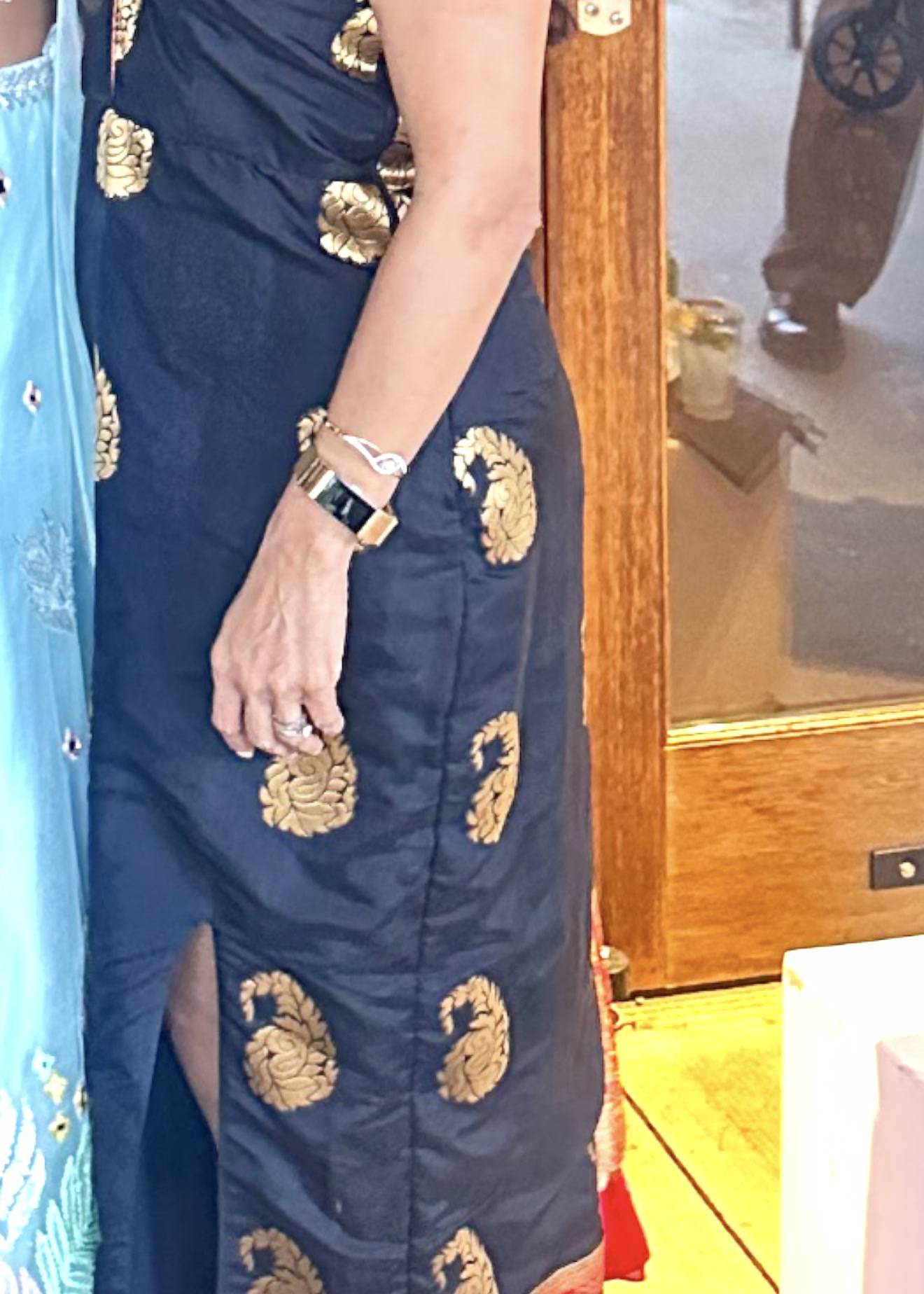 Black and Gold Zari Sari Image - 2