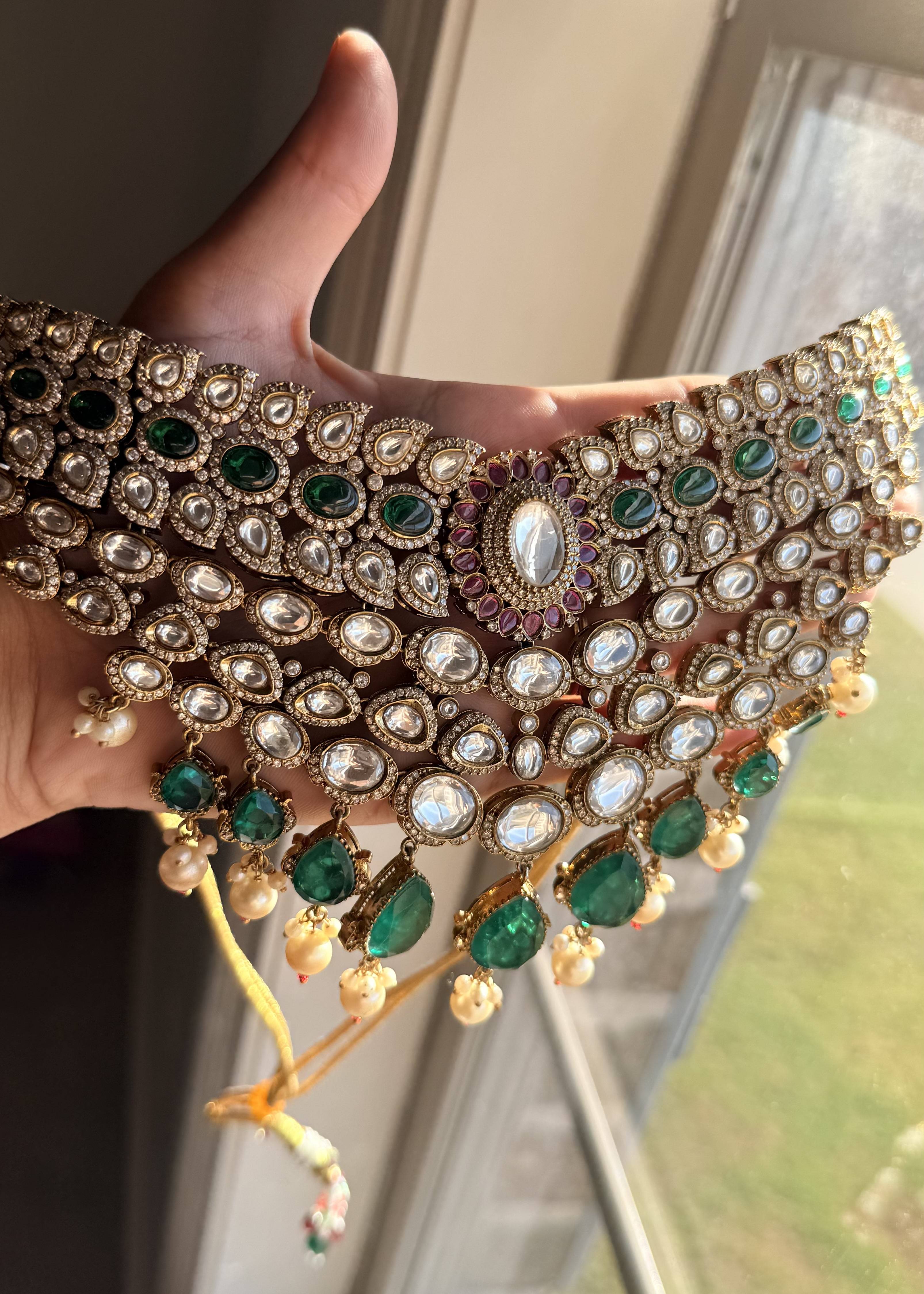 Green and Gold Kundan Bridal Choker Set Image - 1