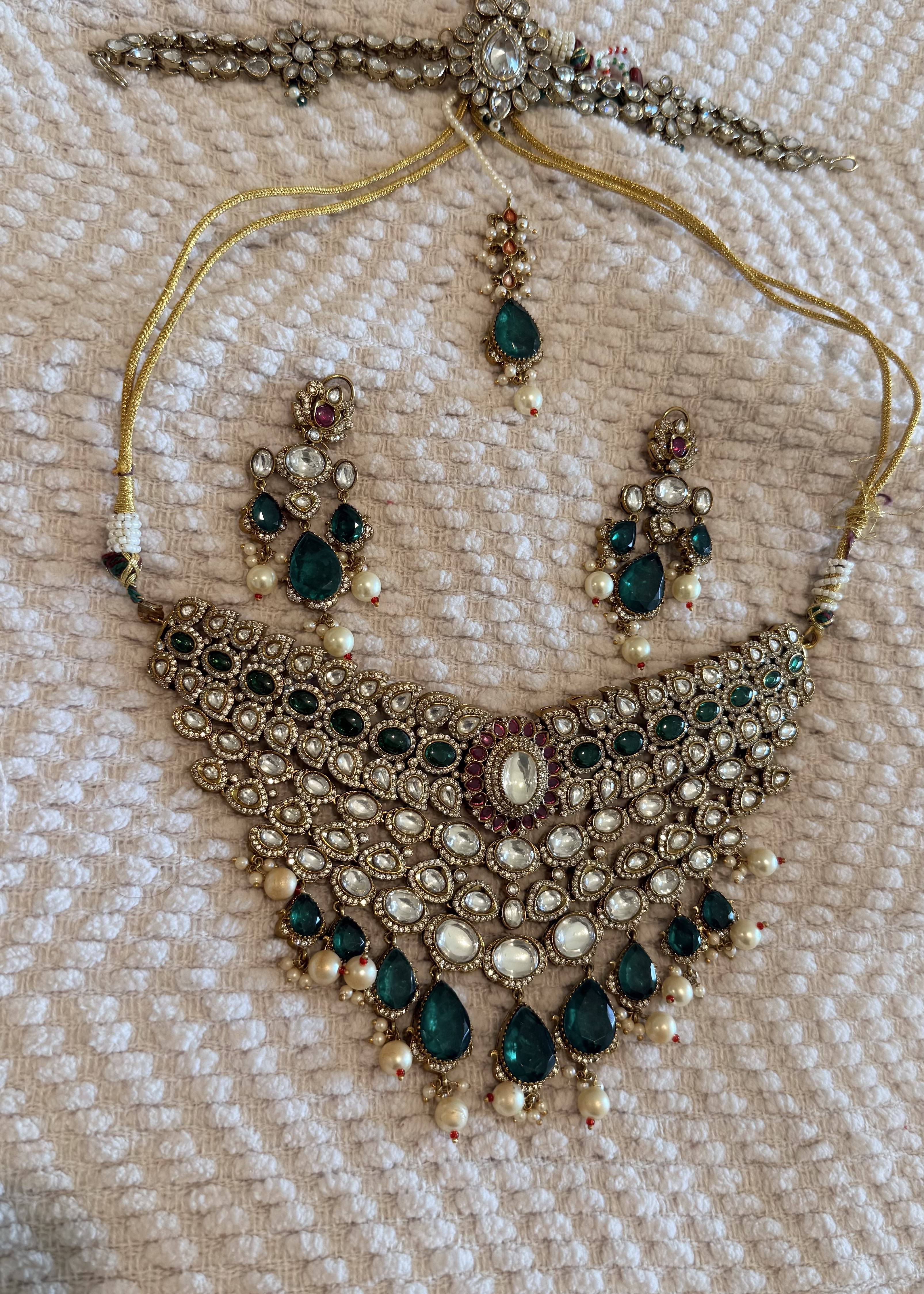 Green and Gold Kundan Bridal Choker Set Image - 0
